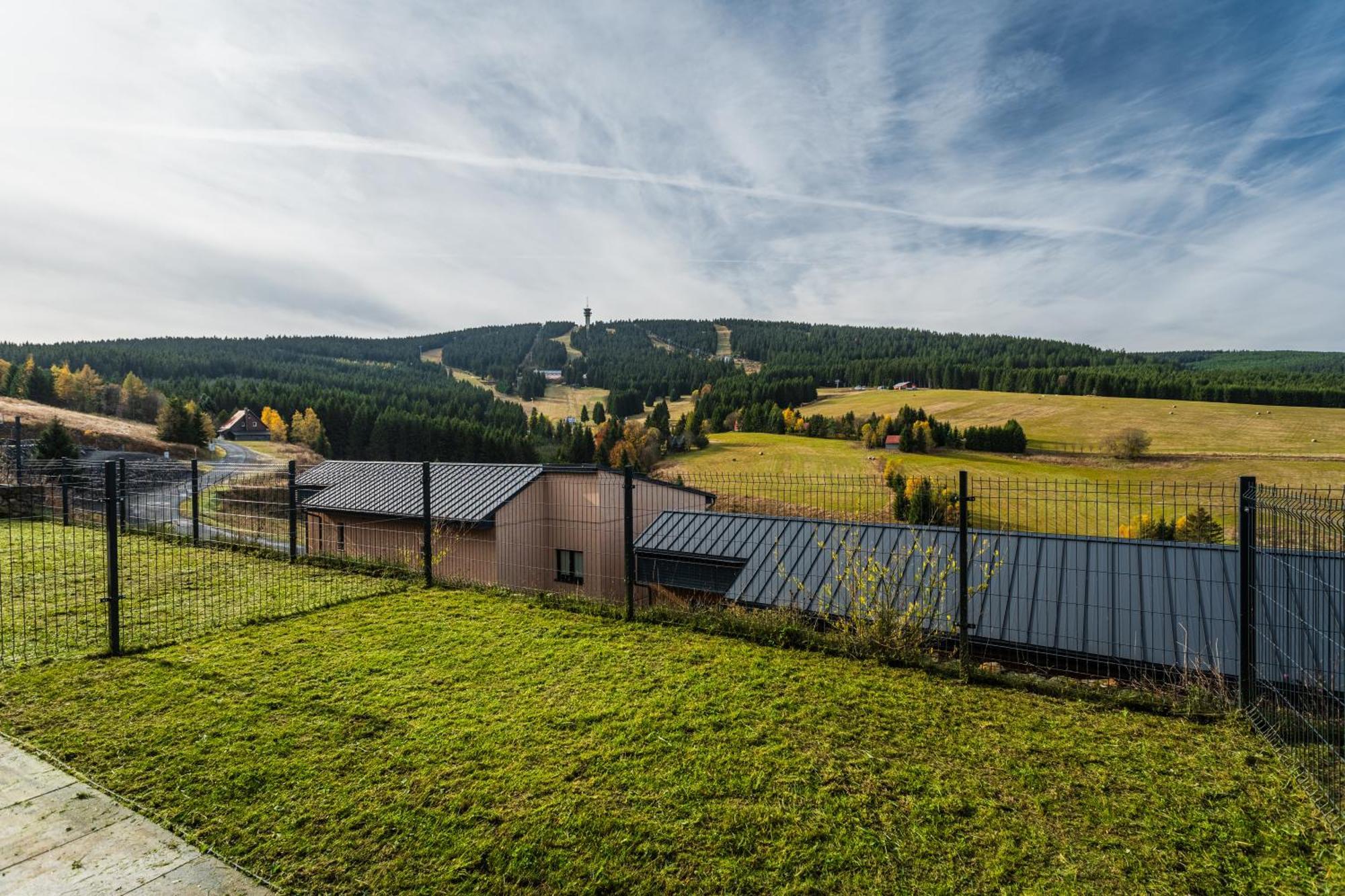 Apartmany Vista Klinovec Loučná pod Klínovcem Exterior foto