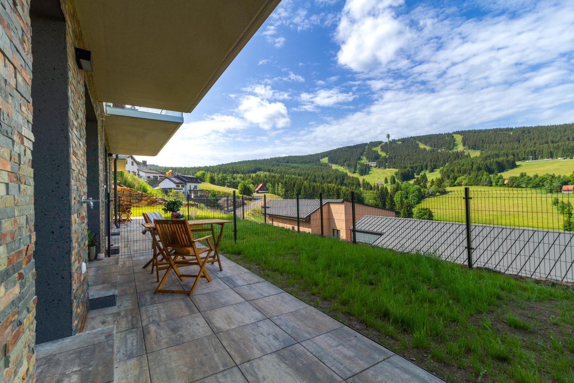 Apartmany Vista Klinovec Loučná pod Klínovcem Exterior foto